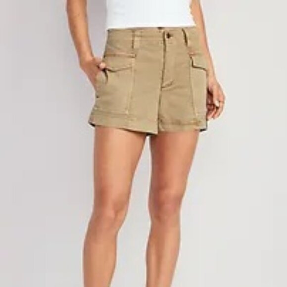 Old Navy Pants - Old Navy Mid-Rise Cargo Shorts, Size S